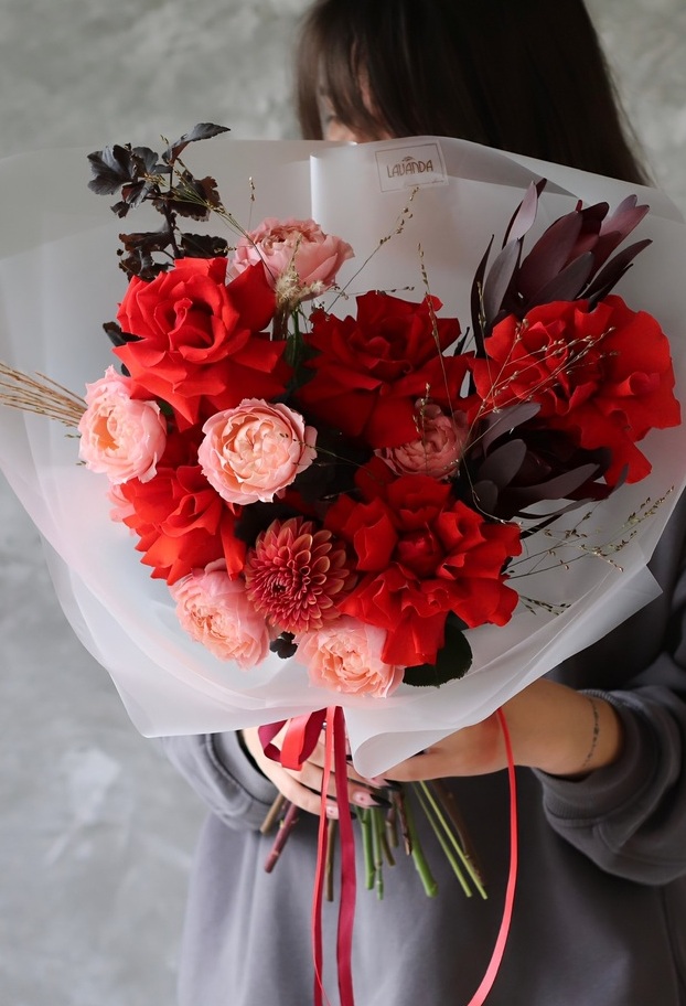 Красный букет "Римские каникулы" Красный букет "Римские каникулы"